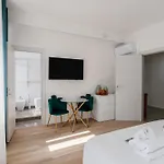 Daire Jappelli Golden House
